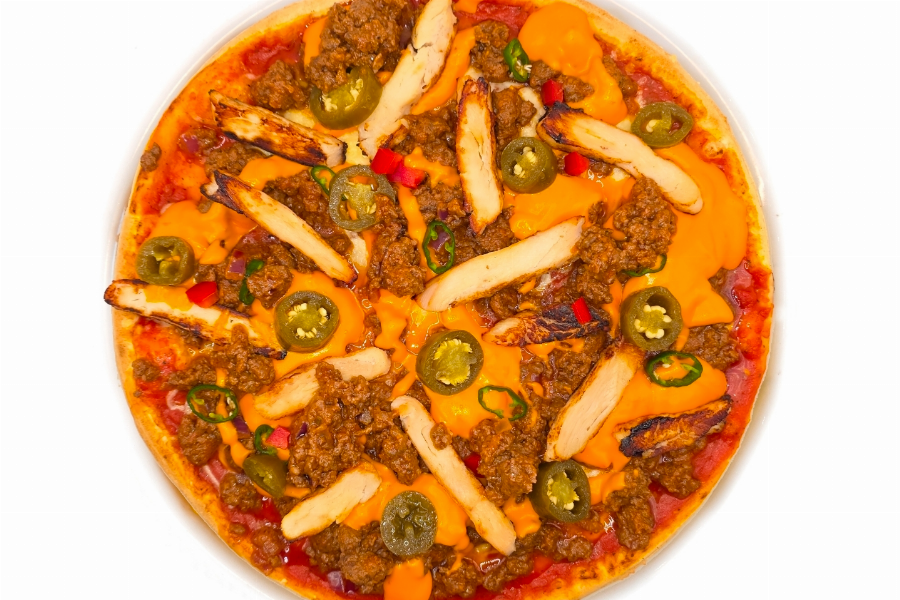 Chili-Cheese Pizza 